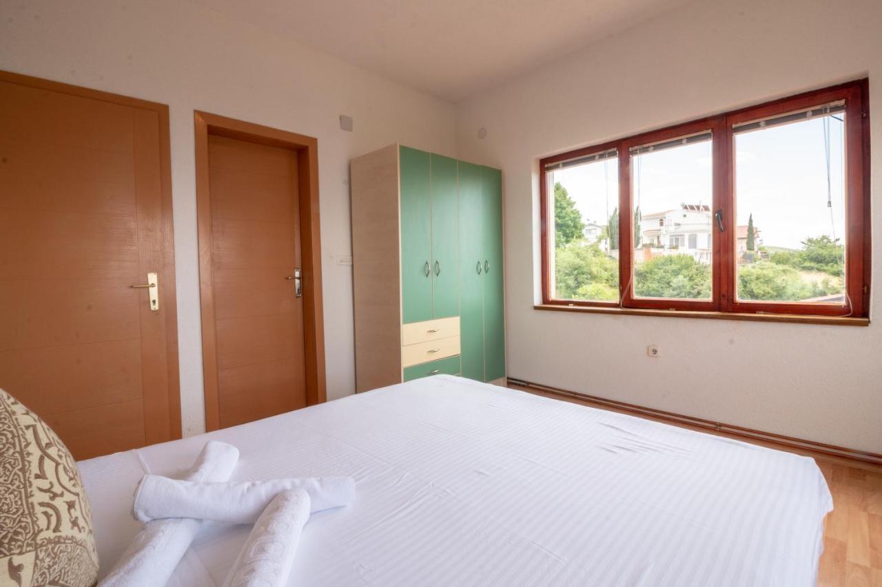 Casa Farmak Apartment Ohrid Bagian luar foto